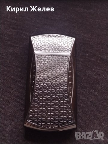 ДИЗАЙНЕРСКА ЗАПАЛКА ПЕРФЕКТНО СЪСТОЯНИЕ РАБОТИ МНОГО КРАСИВА СТИЛЕН ДИЗАЙН 19013