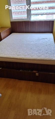 спалня , 160/220 , с матрак и 2 чекмеджета 