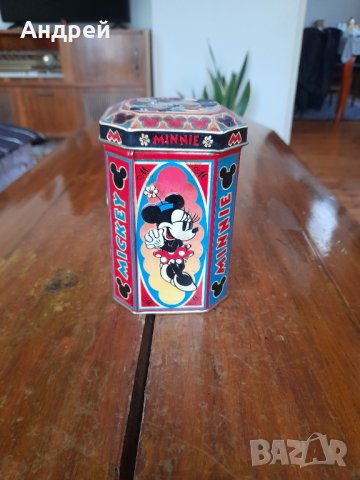 Стара кутия Мики,Мини Маус, снимка 2 - Други ценни предмети - 39433622