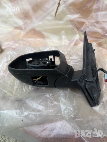 Огледало за Форд Фокус, снимка 4 - Части - 52857847
