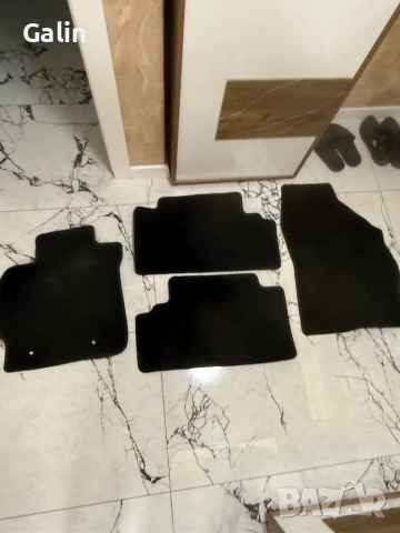 Стелки за Тойота, снимка 3 - Аксесоари и консумативи - 53482819