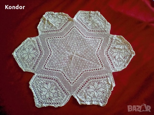 Звезда, плетена на една кука, снимка 3 - Декорация за дома - 34961630