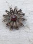 Възрожденски накит брошка филигран червено стъкло, снимка 1 - Антикварни и старинни предмети - 38274697