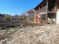 Продавам  двуетажна къща с двор в село Горна Бешовица, снимка 11