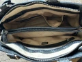 Оригинална чанта GUESS, снимка 15