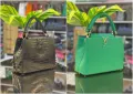 Louis Vuitton Дамска Чанта - Зелена Или Черна Код E406, снимка 1