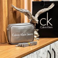 💥🆕Calvin Klein стилни дамски чанти / 10 цвята🆕💥, снимка 4 - Чанти - 43559446
