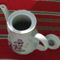 Порцеланов чайник, снимка 2 - Антикварни и старинни предмети - 35281755