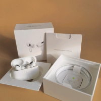 Apple AirPods Pro, снимка 1 - Bluetooth слушалки - 44911987