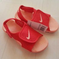 Нови сандалки Nike , снимка 1 - Детски сандали и чехли - 28273778