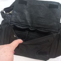 Дамска чанта с много прегради и джобове, снимка 5 - Чанти - 35322875