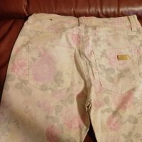 Sisley оригинален нов панталон, снимка 4 - Панталони - 32389256