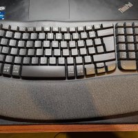 Нова Безжична ергономична клавиатура Logitech Wave Keys с омекотена опора, снимка 12 - Клавиатури и мишки - 43686793
