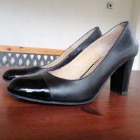 Дамски пролетни обувки, снимка 1 - Дамски ежедневни обувки - 40214324