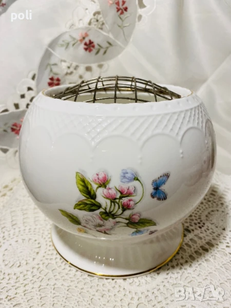 порцеланова кашпа , снимка 1