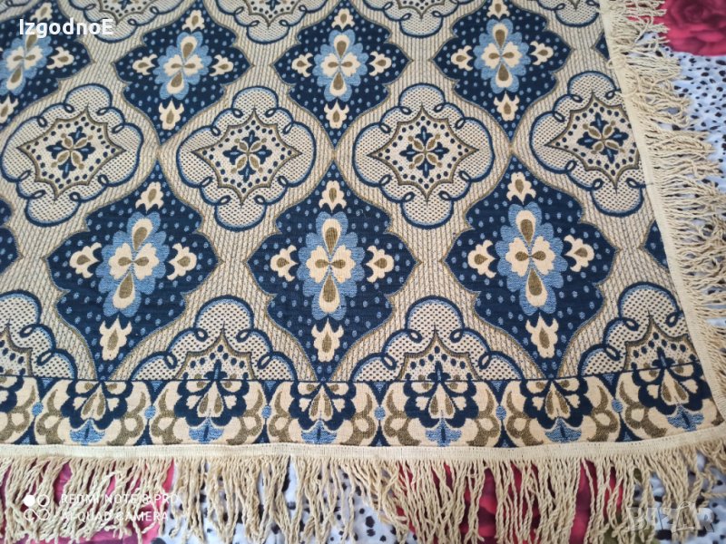 Стара покривка за легло Жакард , снимка 1