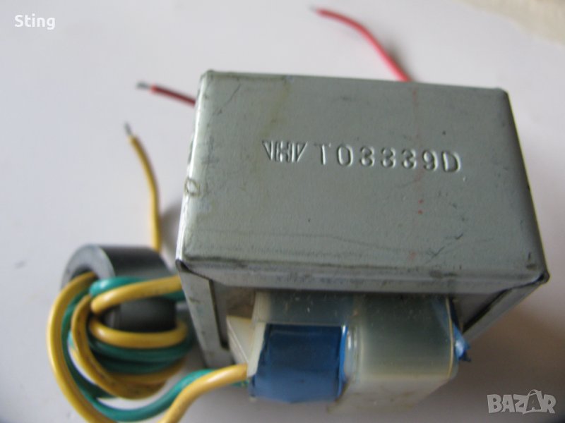 Трансформатор с  Екран  Отличен  12V  ,  10  Aмпера ., снимка 1