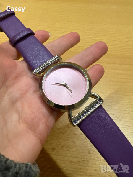 Чисто нов дамски часовник Avon, снимка 1