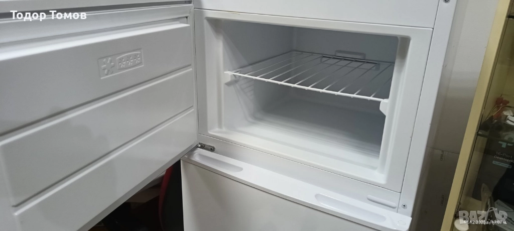 Хладилник с камера, снимка 1