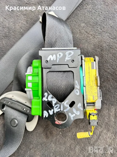 Предпазен колан преден десен за Тойота аурис. 73210-02281, снимка 1