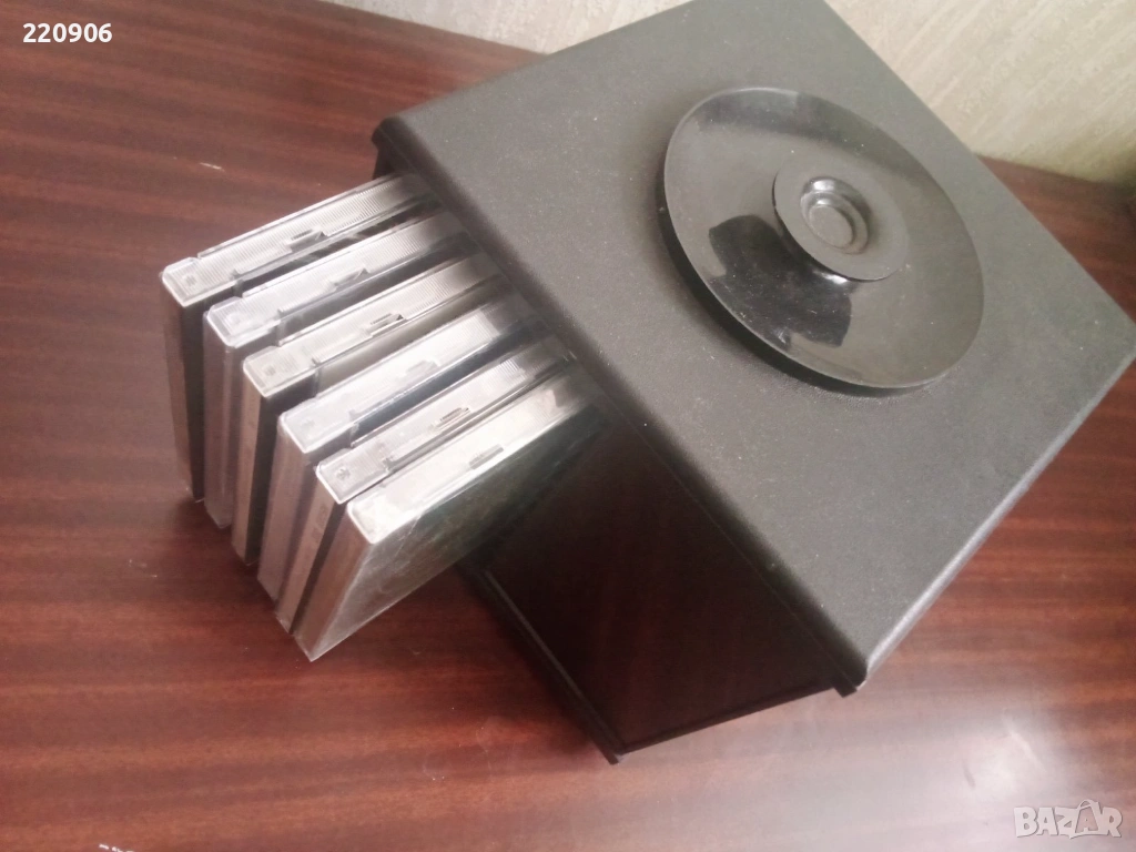 Въртяща се стойка за 24 диска, снимка 1