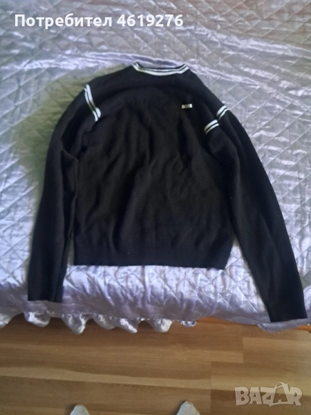 Продавам Блуза на Hugo Boss Спешно!!!, снимка 1