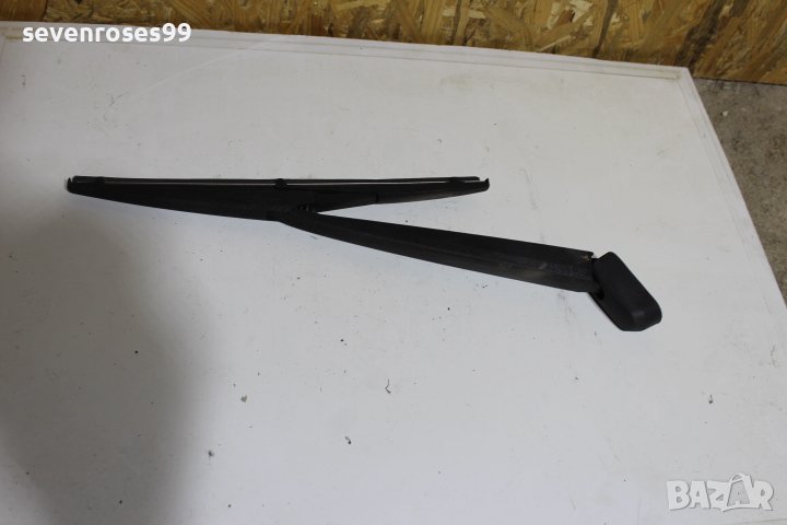 Рамо задна чистачка  Mazda 6 2006 2.0i 147 Мазда 6 комби, снимка 1