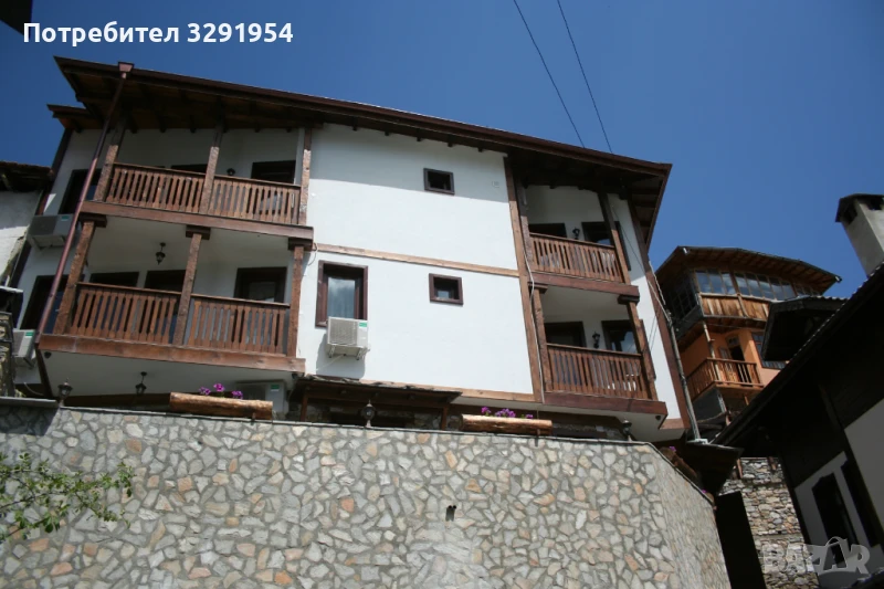 Триетажна къща в с.Делчево, снимка 1