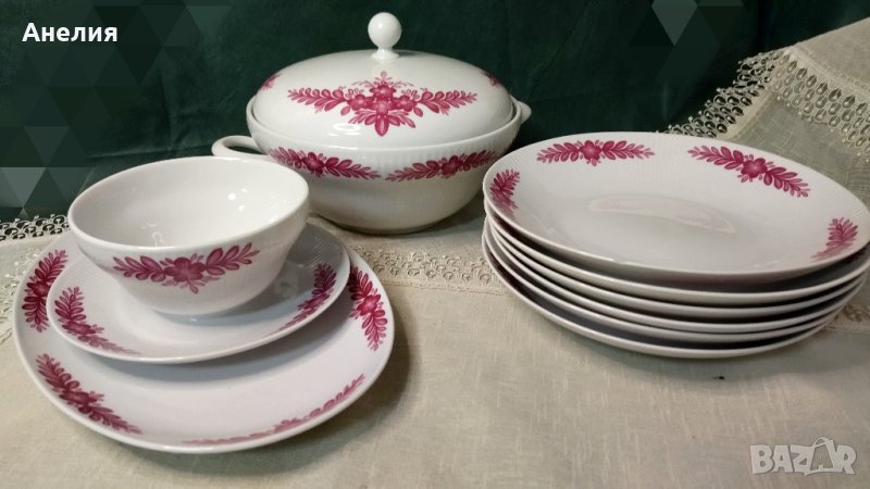 Seltmann Weiden porcelain!
Прекрасен комплект без забележки,с наситени розови цветя!, снимка 1