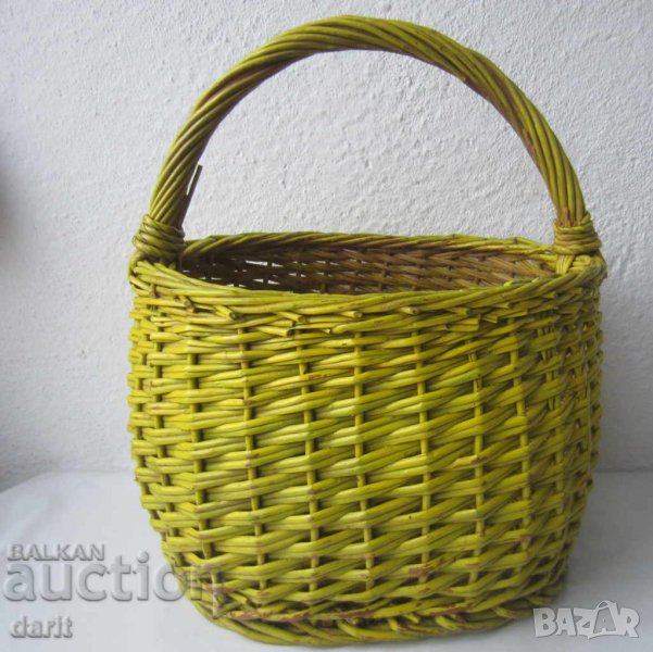 Много кошници:  кошница, червена Merry Christmas, други разни стари модели, снимка 1