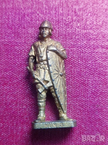 Продавам Киндер войник Унгарец, снимка 1