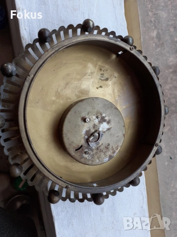 МАСИВЕН БРОНЗОВ СТЕНЕН ЧАСОНИК, снимка 5 - Антикварни и старинни предмети - 53503542