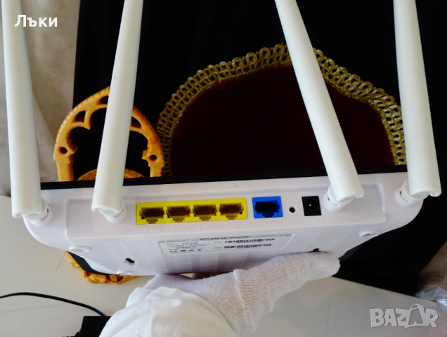 Рутер NPLAY-NR100,зарядно. , снимка 4 - Рутери - 52541202