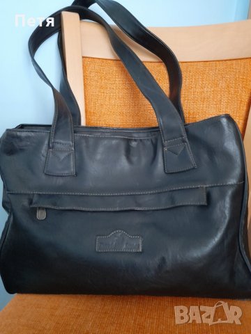 Дамска чанта  -  кожена, черна, снимка 2 - Чанти - 32636361