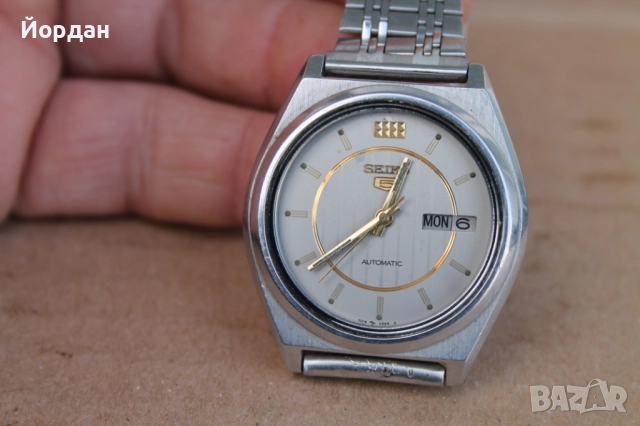 Автоматичен Японски часовник ''Seiko 5'', снимка 7 - Мъжки - 52308488