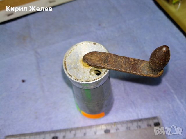 МНОГО СТАРА РЯДЪК КОЛЕКЦИОНЕРСКИ РЕТРО МОДЕЛ МЕТАЛНА МЕЛНИЧКА За ПОДПРАВКИ 41359, снимка 2 - Антикварни и старинни предмети - 43949350