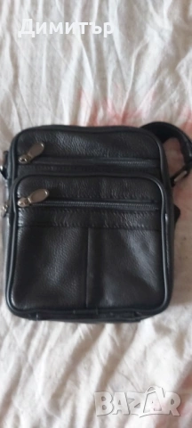 Продавам мъжка черна чанта от естествена кожа с пет отделения с цип , снимка 6 - Чанти - 50683710