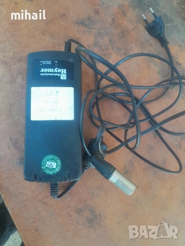 зарядно за инвалидна количка, снимка 3 - Инвалидни колички - 51950885