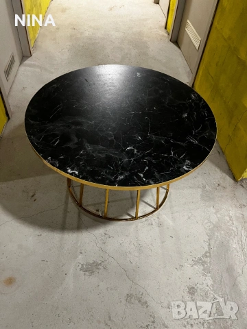 Холна масичка с мраморен ефект, снимка 3 - Маси - 53566268