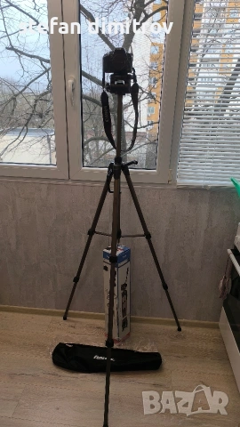 Статив Hama, модел Star 63, 3 посоки, 4кг, 60-166см, с чанта