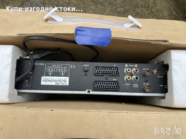 Цифров сателитен приемник Plaza, снимка 4 - Приемници и антени - 43448790