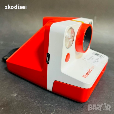 Фотоапарат POLAROID NOW GEN 2, снимка 3 - Фотоапарати - 51716485