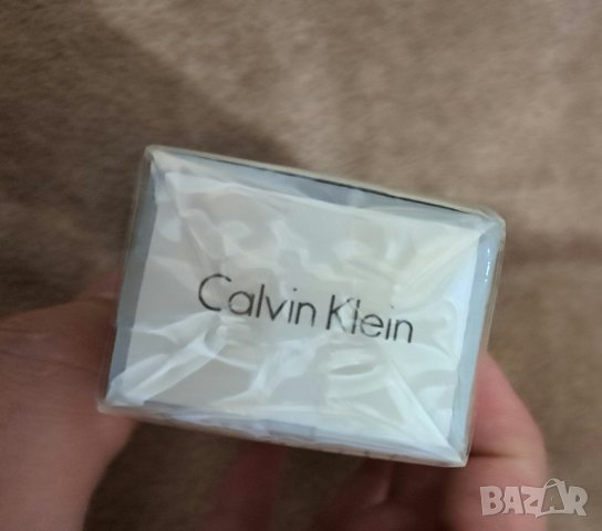 Calvin Klein Eternity - Eau de Parfum за жени 50 ml, снимка 4 - Дамски парфюми - 44021509
