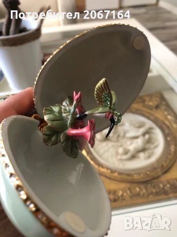 Музикално порцеланови яйце, снимка 10 - Колекции - 51020546