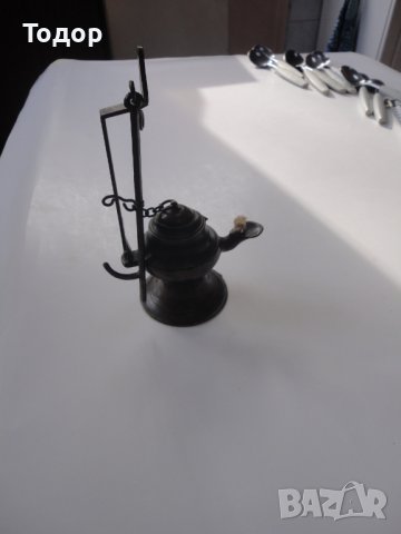 Старинна бронзова маслена лампа , снимка 8 - Антикварни и старинни предмети - 43956325