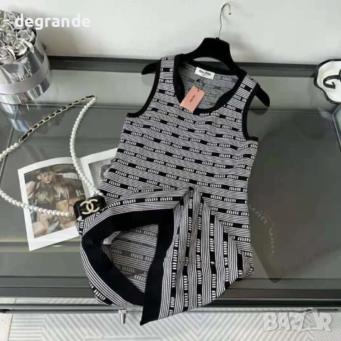 Дамска мини рокля от вискоза с жакардово лого Miu Miu, снимка 8 - Рокли - 50695078