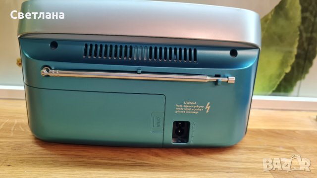 Портативно радио Grundig Music  60, снимка 2 - Радиокасетофони, транзистори - 39271834