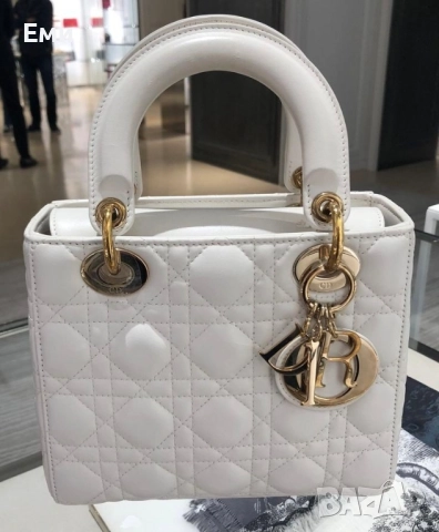 Christian Dior чанти дамски луксозни на топ брандове , снимка 11 - Чанти - 51829076