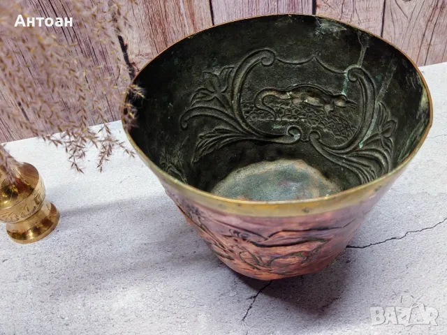 Старинна кашпа мед и месинг - ръчна изработка , снимка 4 - Антикварни и старинни предмети - 48541208