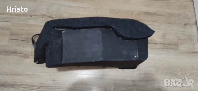 Кутия за бас за ауди а3 8l на за монтаж без да заема много място , снимка 2 - Части - 50648054